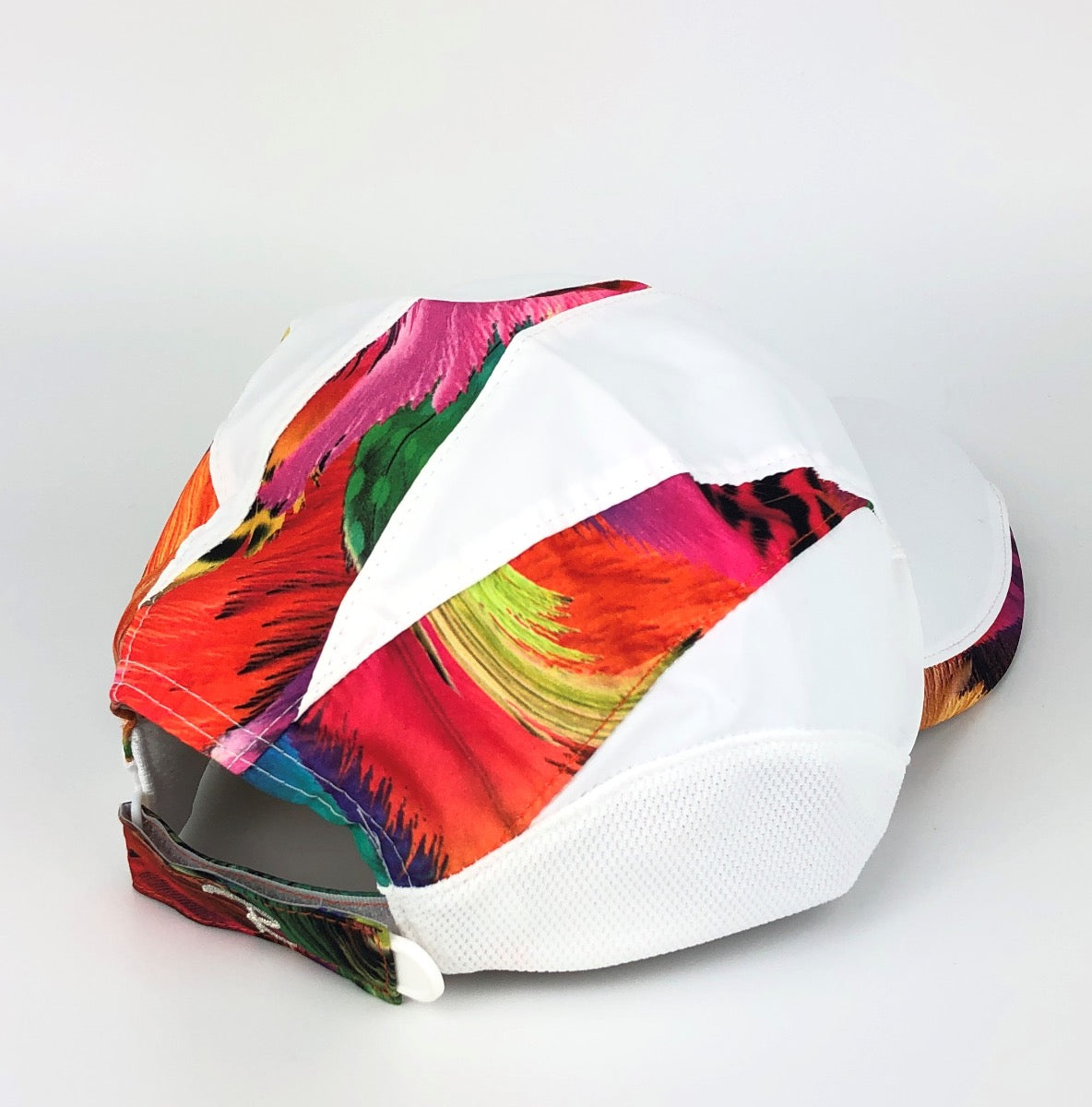 Breeze White MICROLITE Cap (ONE SIZE)
